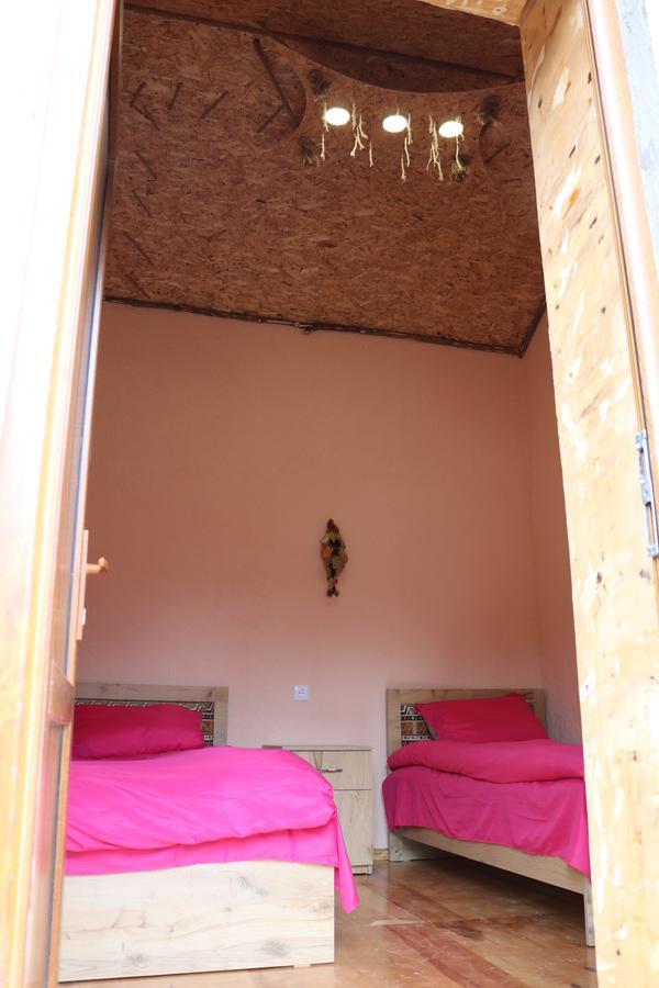 Saro B&B And Safari Tours Tatev Eksteriør billede